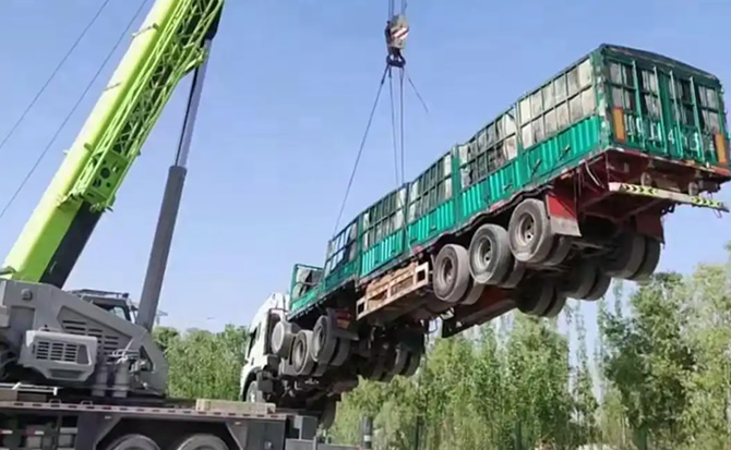 白河道路脱困救援案例